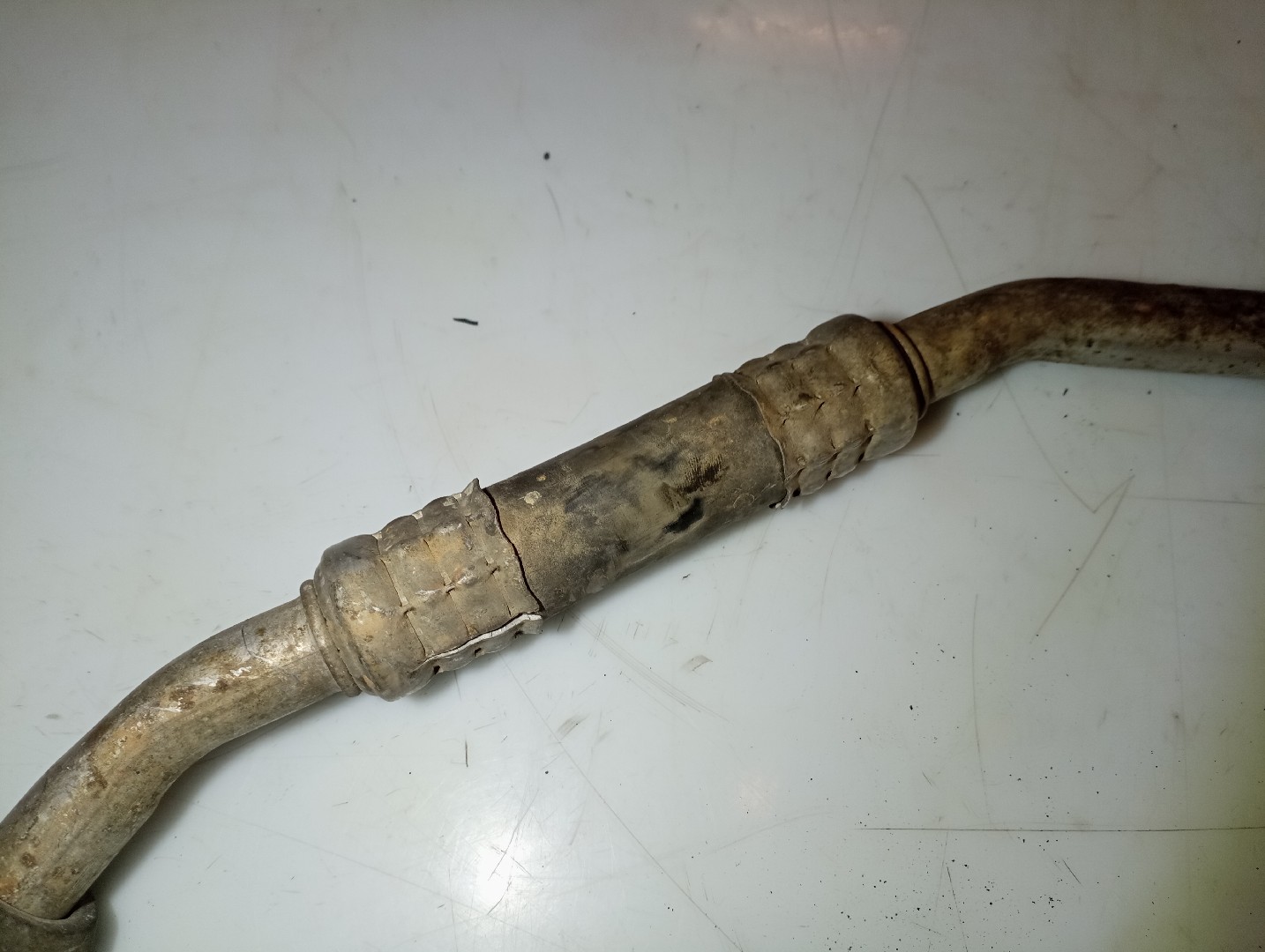 Tubo de Ar condicionado VOLVO 460 L (464) | 88 - 96 Imagem-2