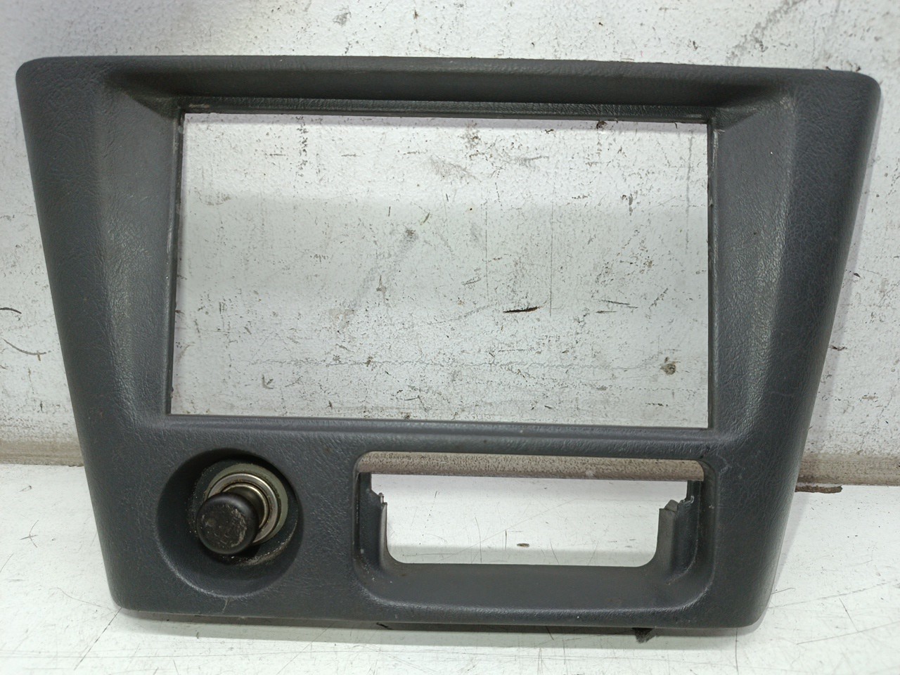 Moldura de consola central MITSUBISHI COLT V (CJ_, CP_) | 95 - 04 Imagem-4