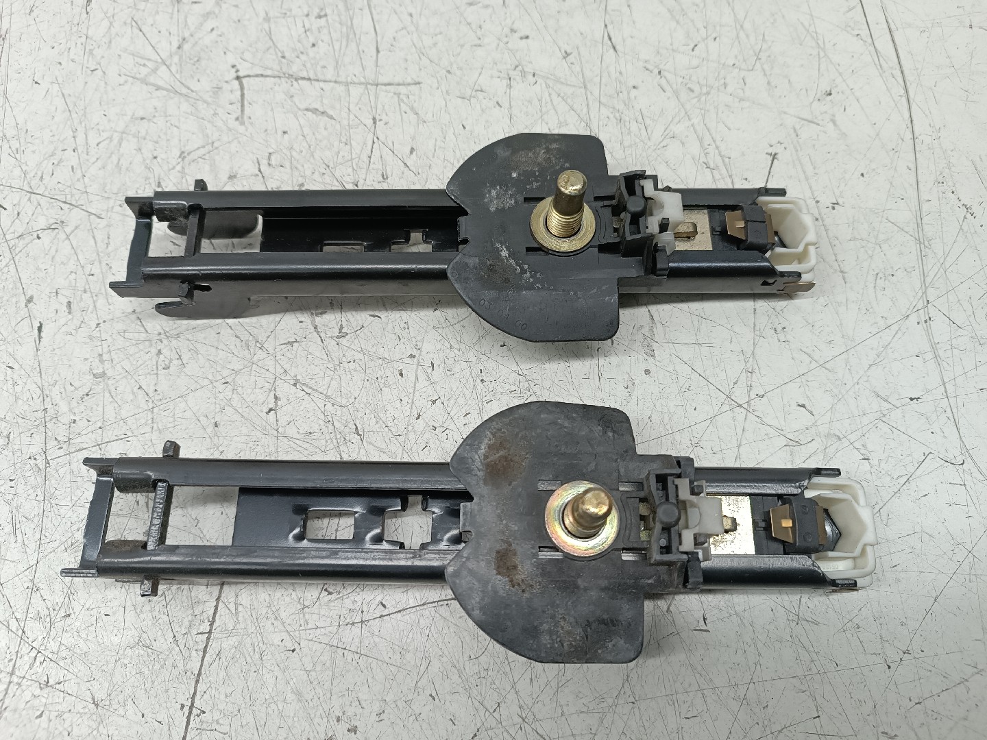 Regulador de altura de cinto AUDI A6 Avant (4B5, C5) | 97 - 05