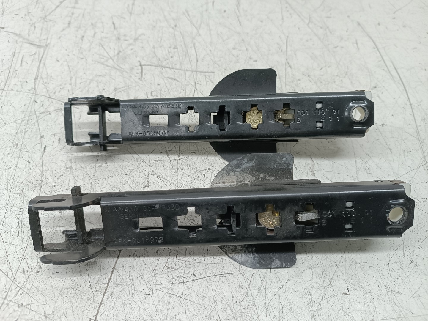 Regulador de altura de cinto AUDI A6 Avant (4B5, C5) | 97 - 05 Imagem-1