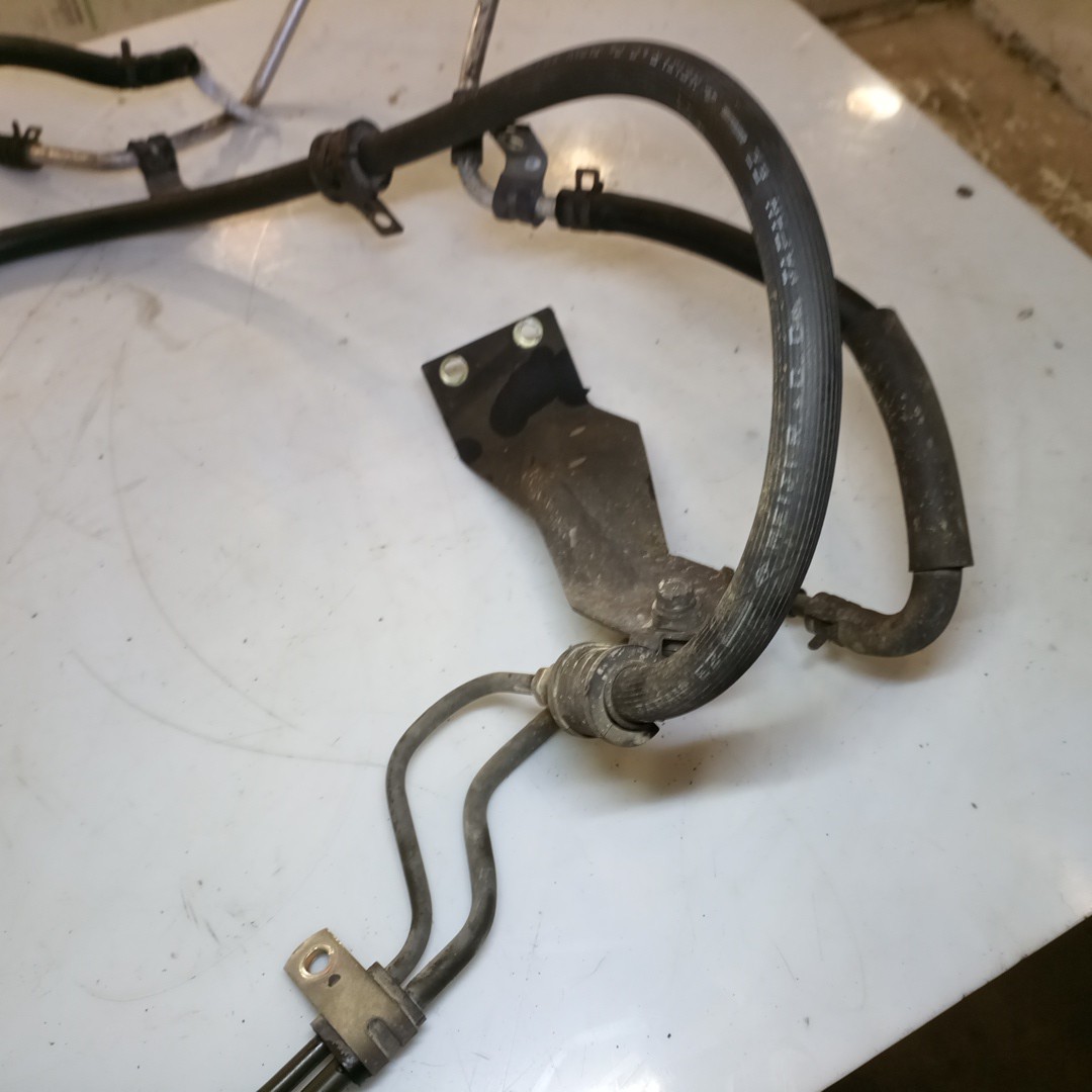 Tubos de direção assistida VOLVO 460 L (464) | 88 - 96 Imagem-1
