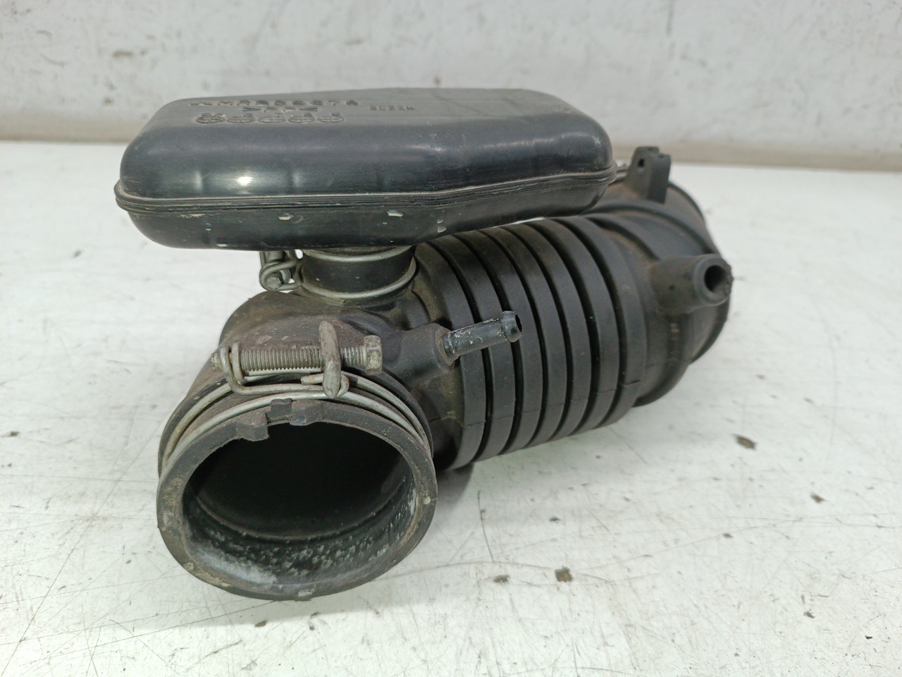 Ressonador de caixa de filtro de ar MITSUBISHI COLT V (CJ_, CP_) | 95 - 04 Imagem-6