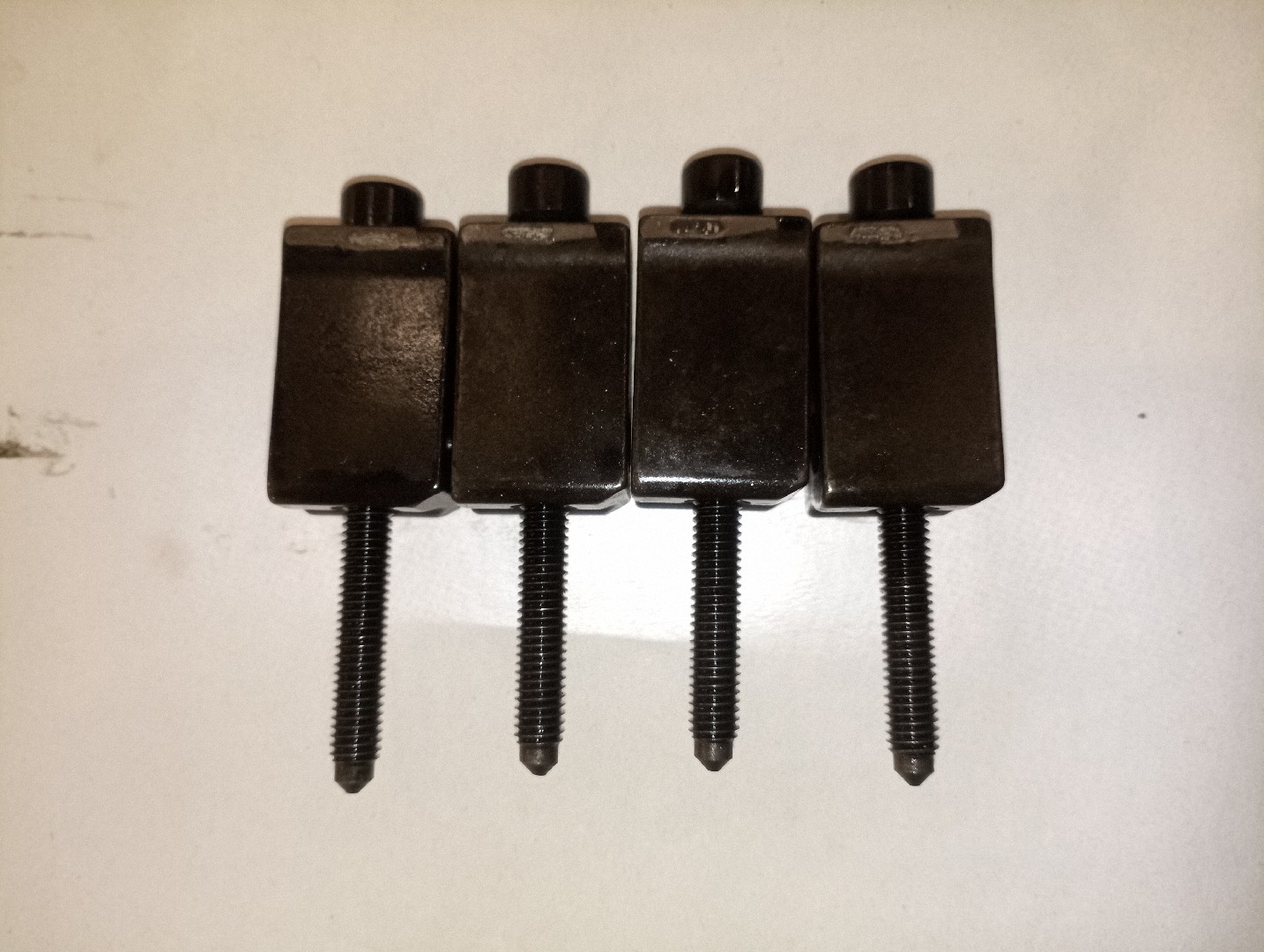 Suporte de Injector VOLKSWAGEN PASSAT Variant (3B6) | 00 - 05 Imagem-1