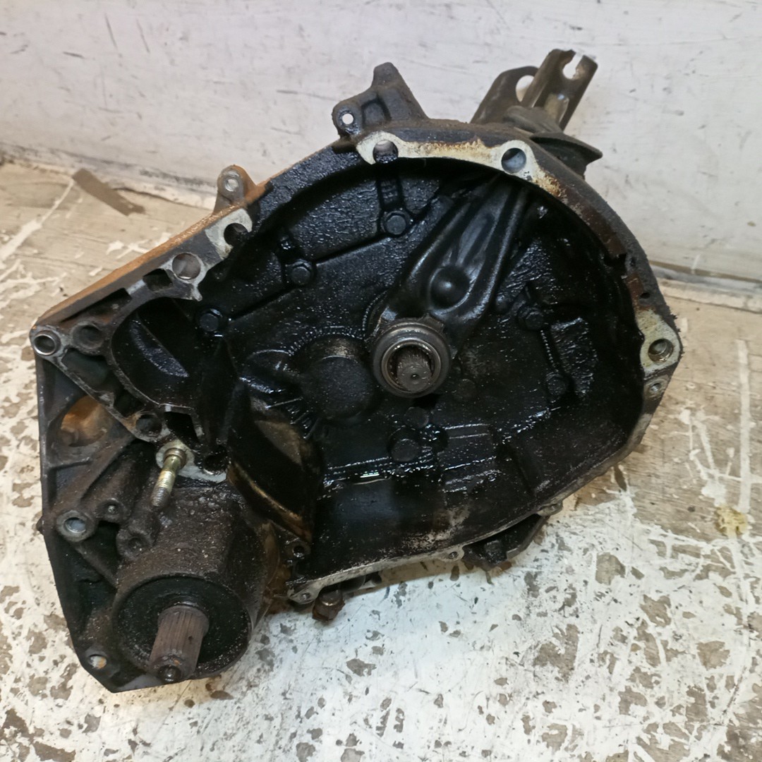 Caixa de Velocidades Manual VOLVO 460 L (464) | 88 - 96 Imagem-2