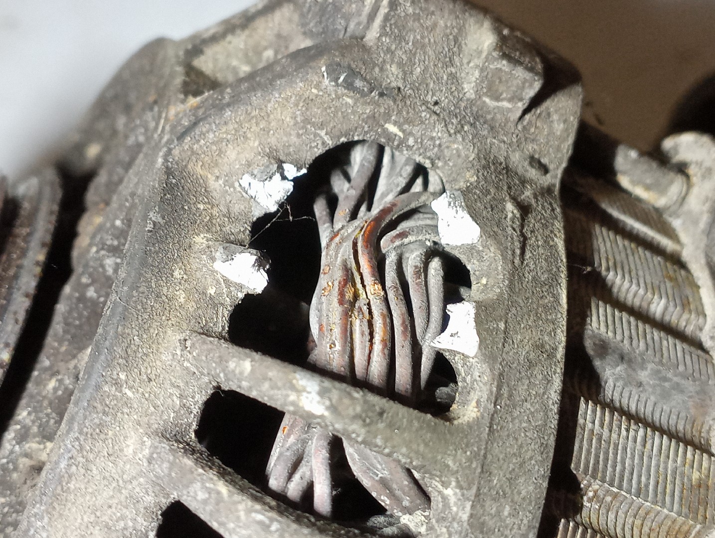 Alternador MITSUBISHI COLT V (CJ_, CP_) | 95 - 04 Imagem-1