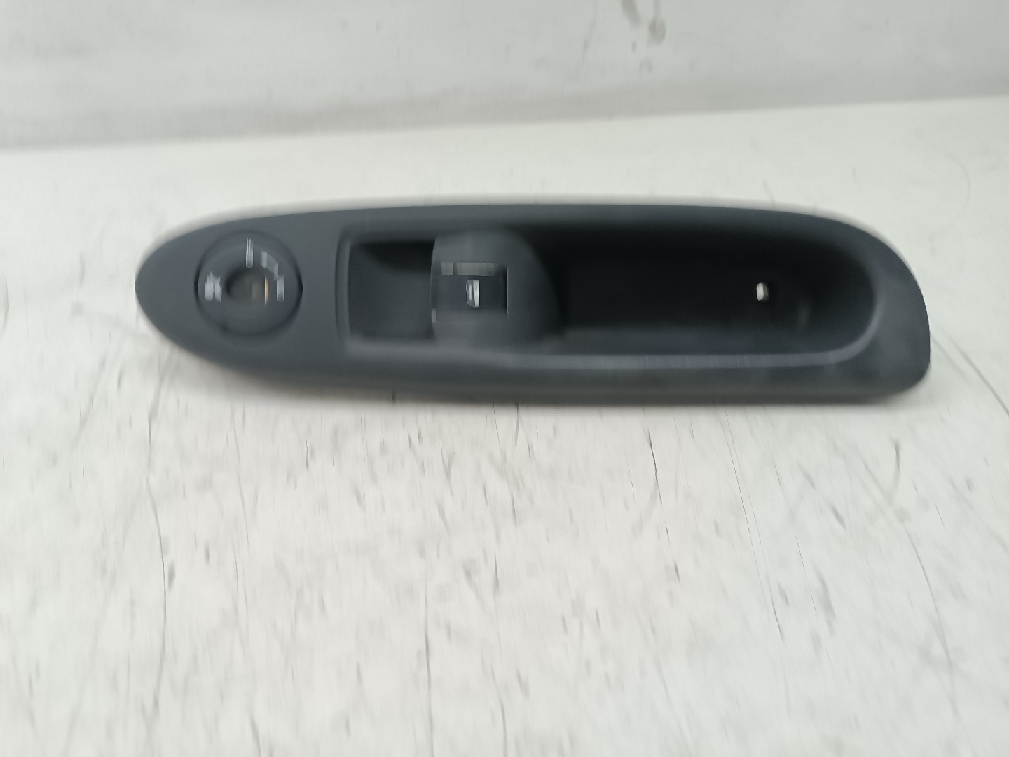 Comutador de vidro frente direito RENAULT CLIO II Caixa (SB0/1/2_) | 98 - 