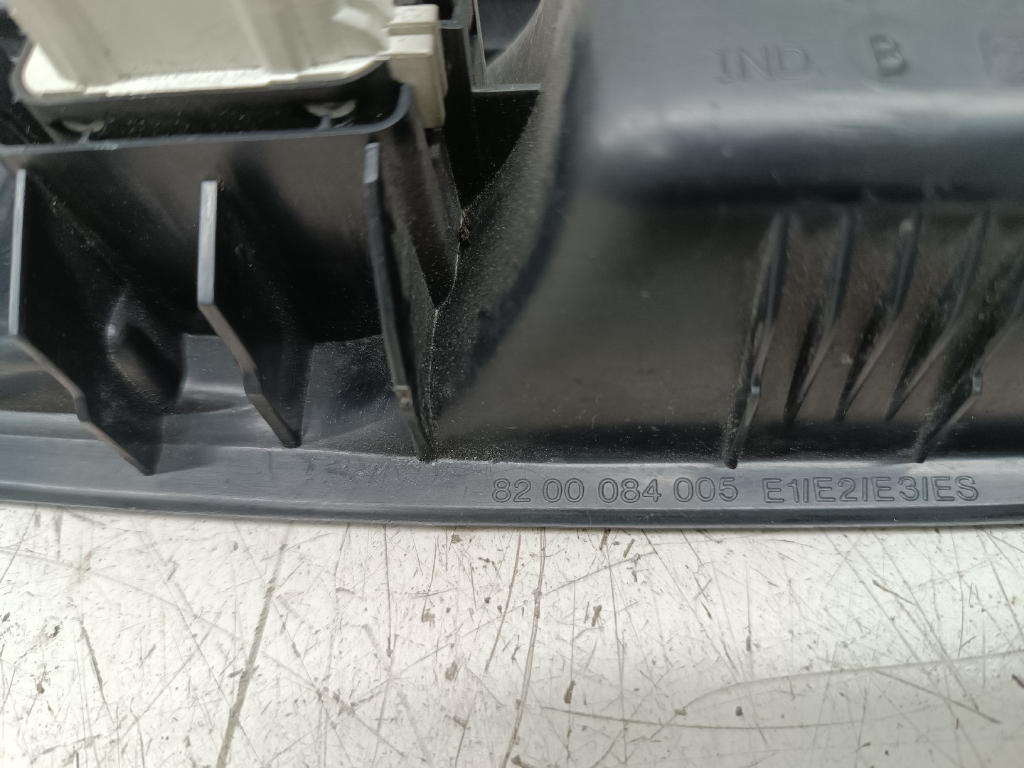 Comutador de vidro frente direito RENAULT CLIO II Caixa (SB0/1/2_) | 98 -  Imagem-4