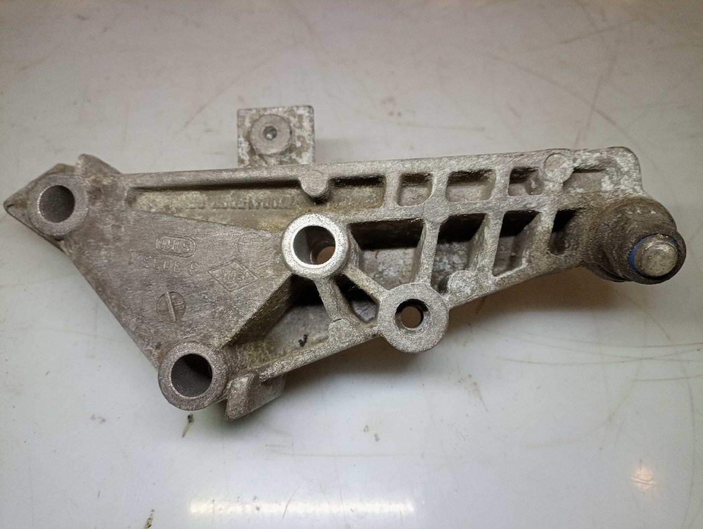 Suporte de apoio de caixa RENAULT KANGOO Express (FC0/1_) | 97 - 