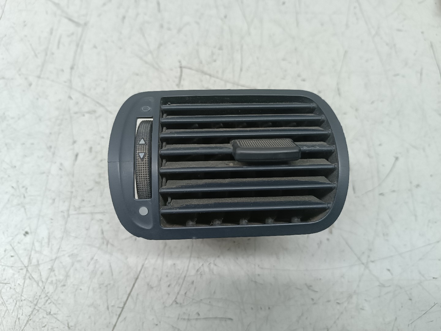 Difusor de ar AUDI A3 (8L1) | 96 - 06 Imagem-1