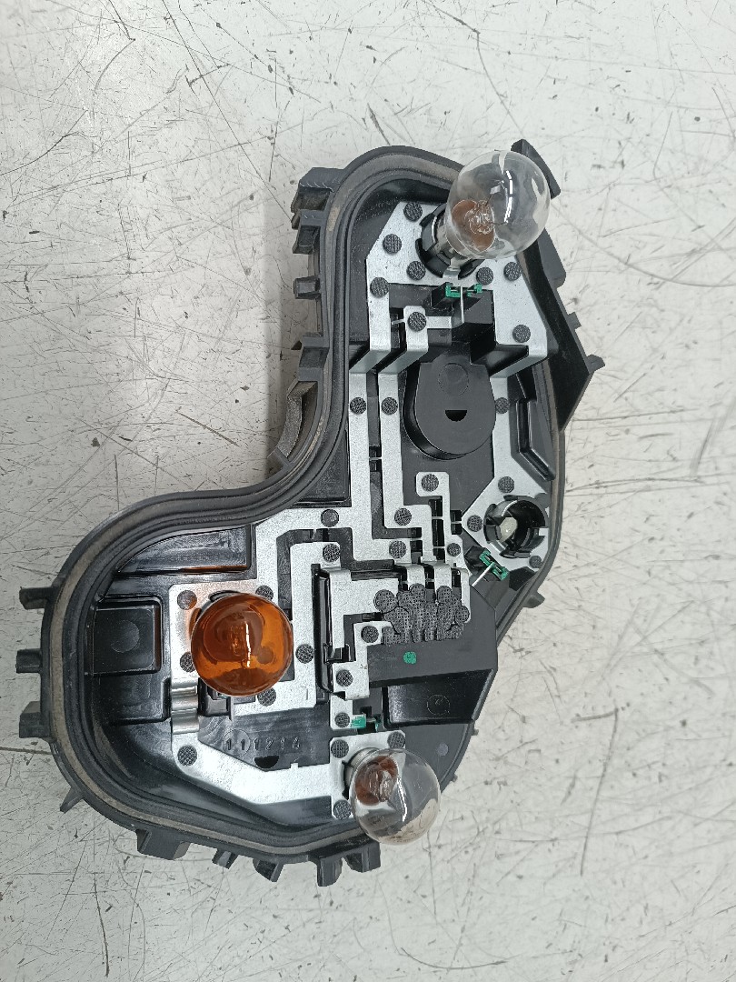 Suporte de Lampadas BMW 1 (F20) | 11 - 19 Imagem-1