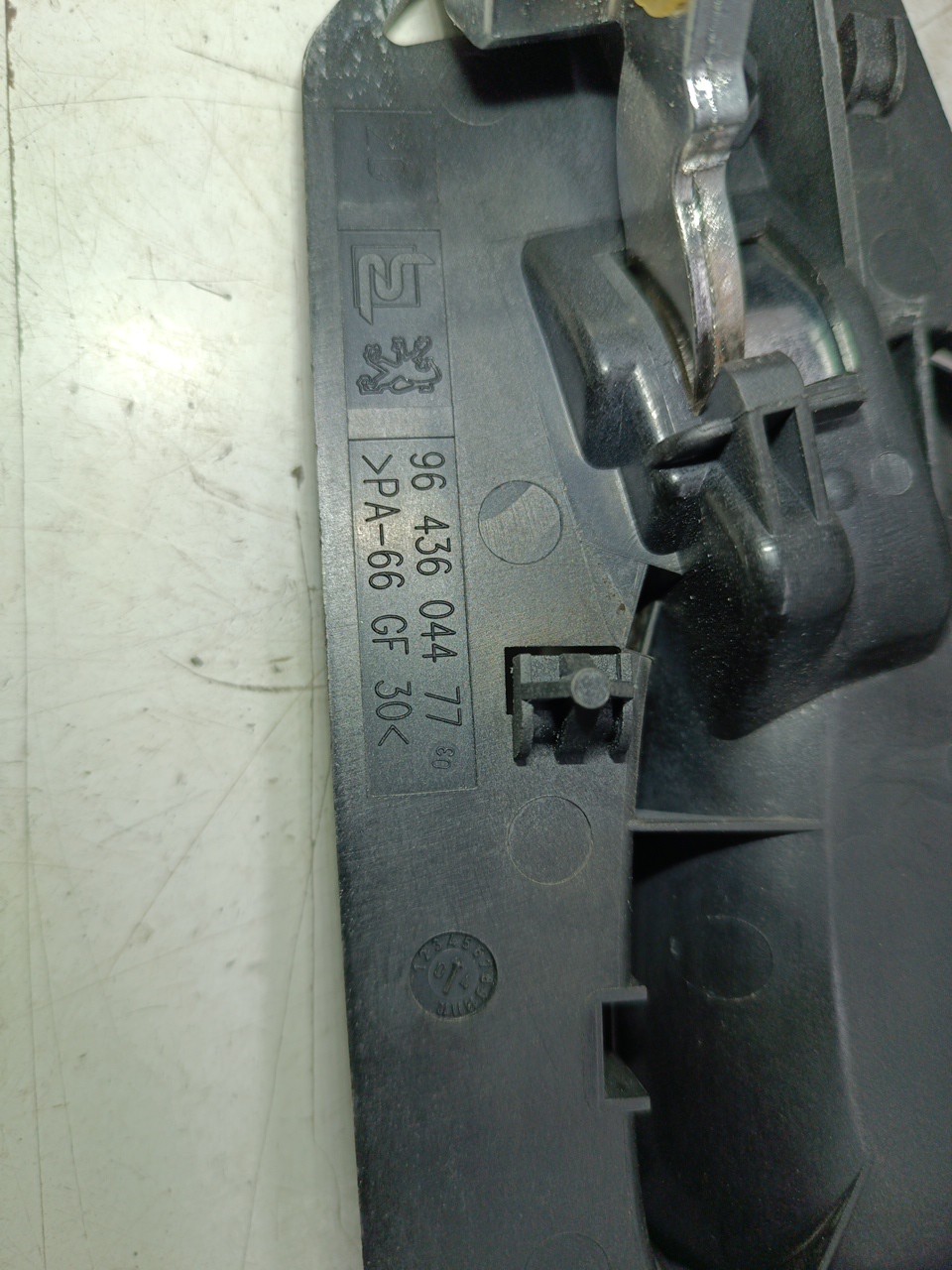 Puxador interior de porta traseira direita PEUGEOT 307 SW (3H) | 02 - 09 Imagem-1