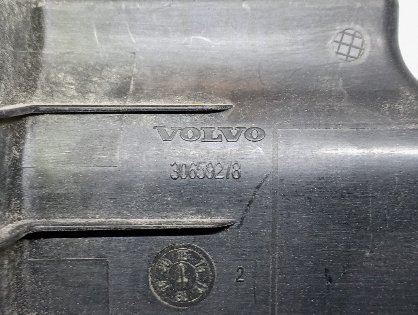 Tampa de caixa de fusiveis VOLVO V40 Caixa/Hatchback (525, 526) | 13 - 15 Imagem-2