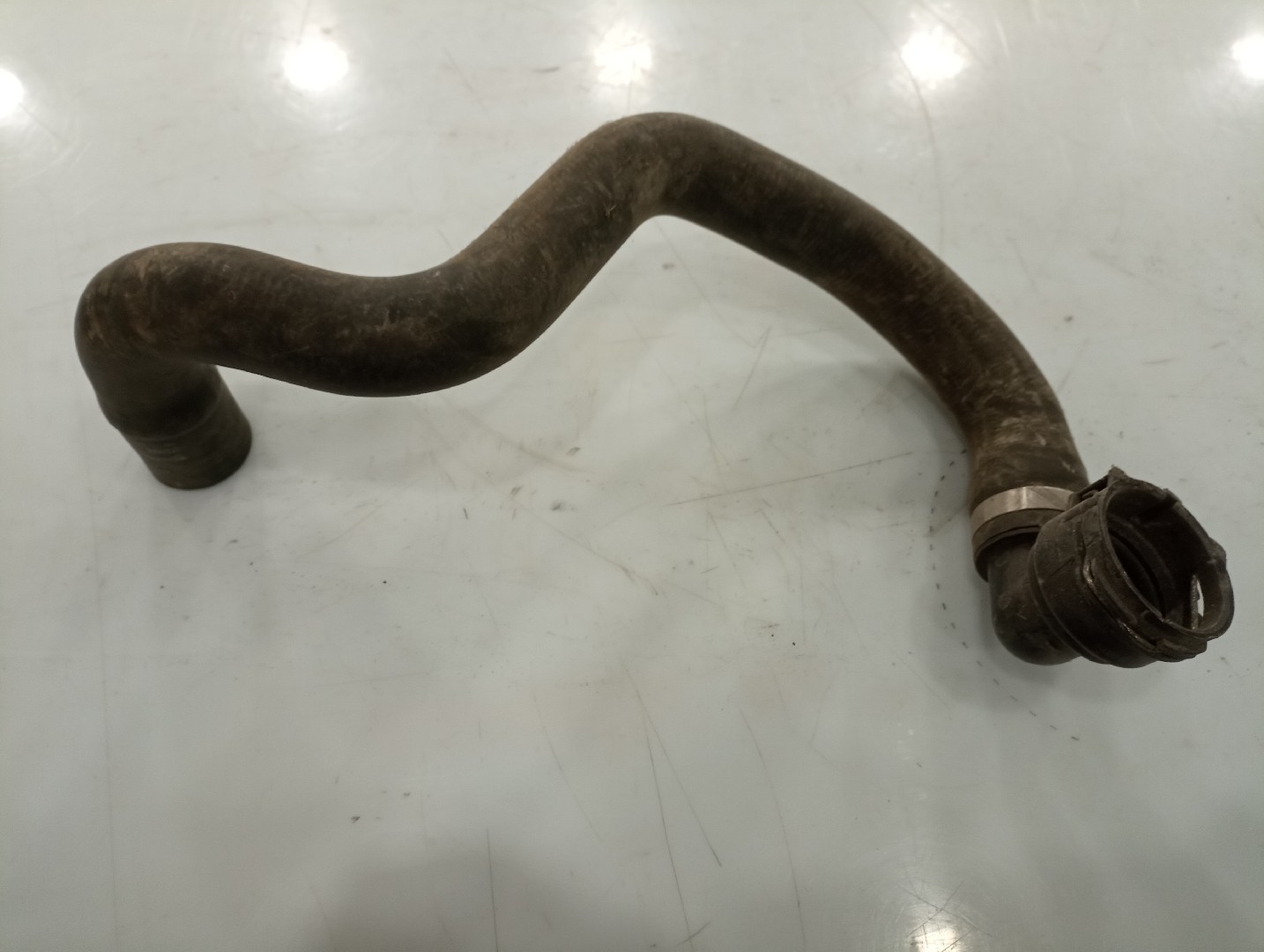 Tubo de Água VOLVO V40 Caixa/Hatchback (525, 526) | 13 - 15 Imagem-2