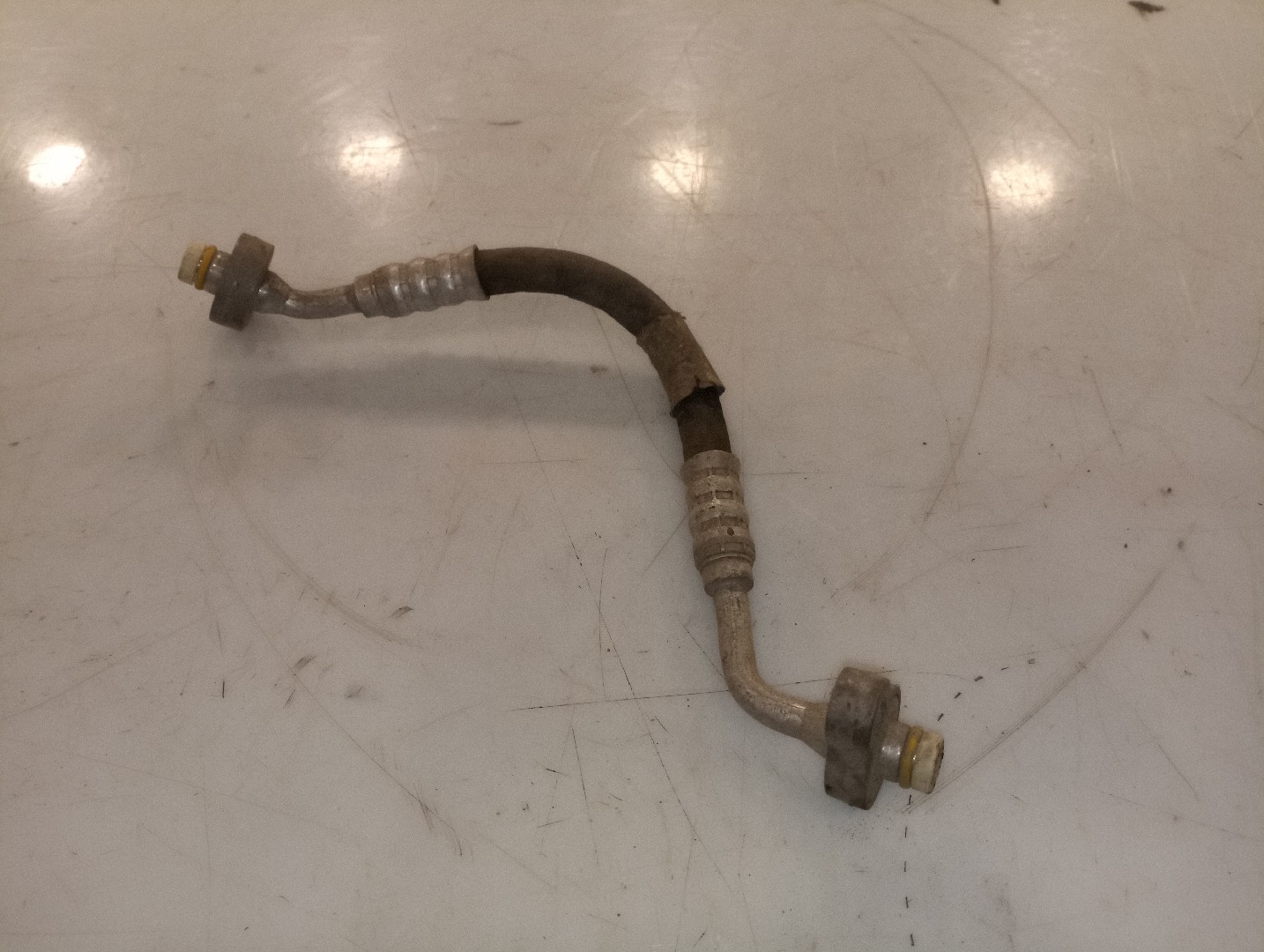 Tubo de Ar condicionado VOLVO V40 Caixa/Hatchback (525, 526) | 13 - 15 Imagem-2