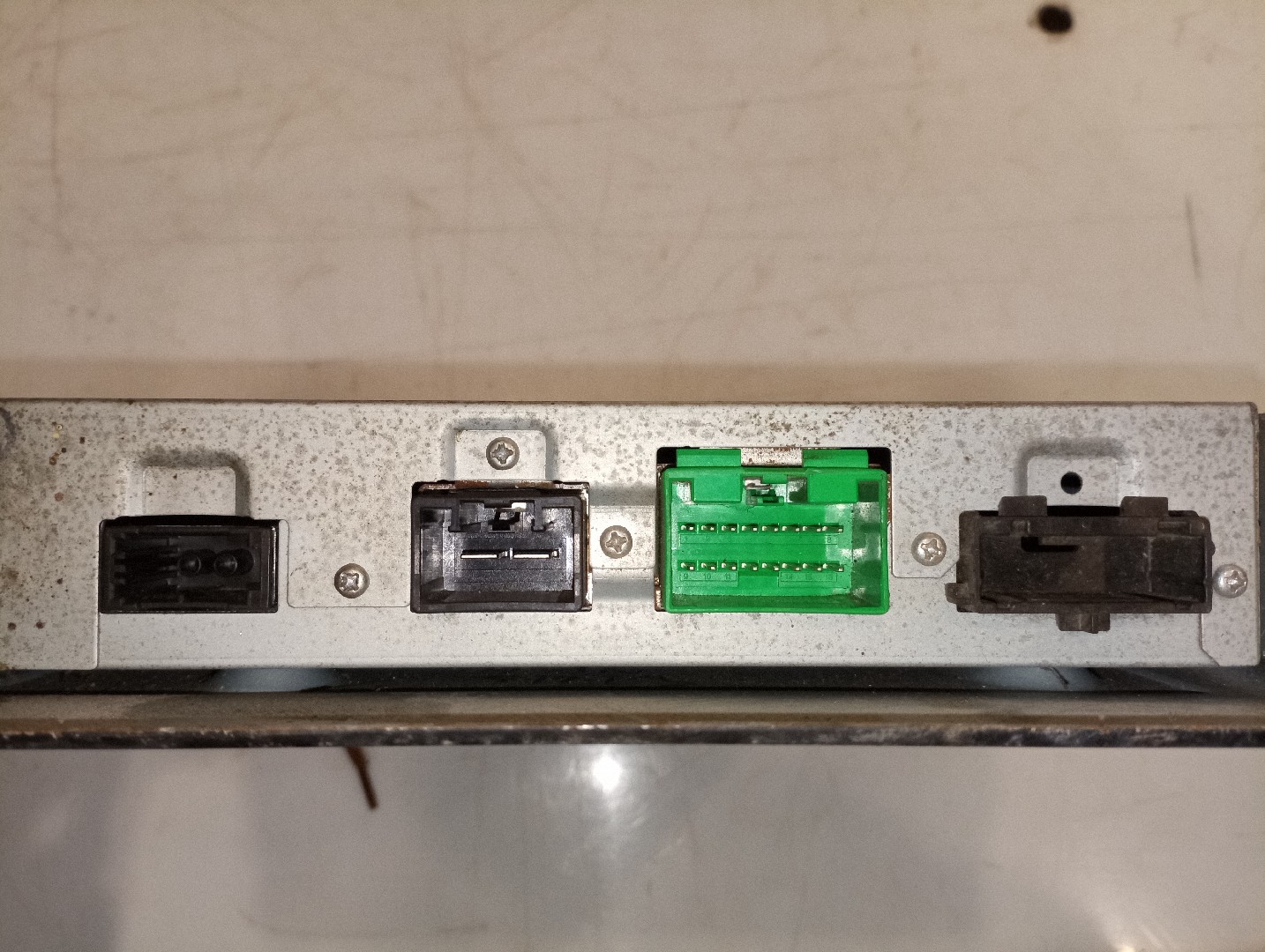 Amplificador de som VOLVO V40 Caixa/Hatchback (525, 526) | 13 - 15 Imagem-8