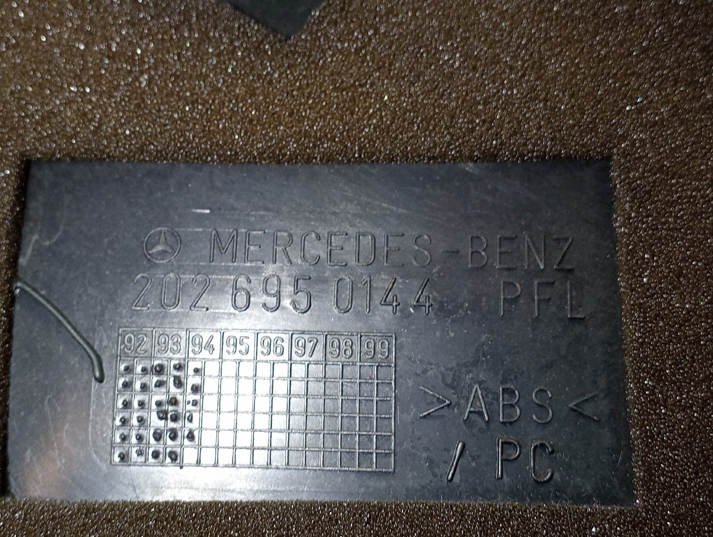 Moldura de pilar C esquerda MERCEDES-BENZ C-CLASS (W202) | 93 - 00 Imagem-6