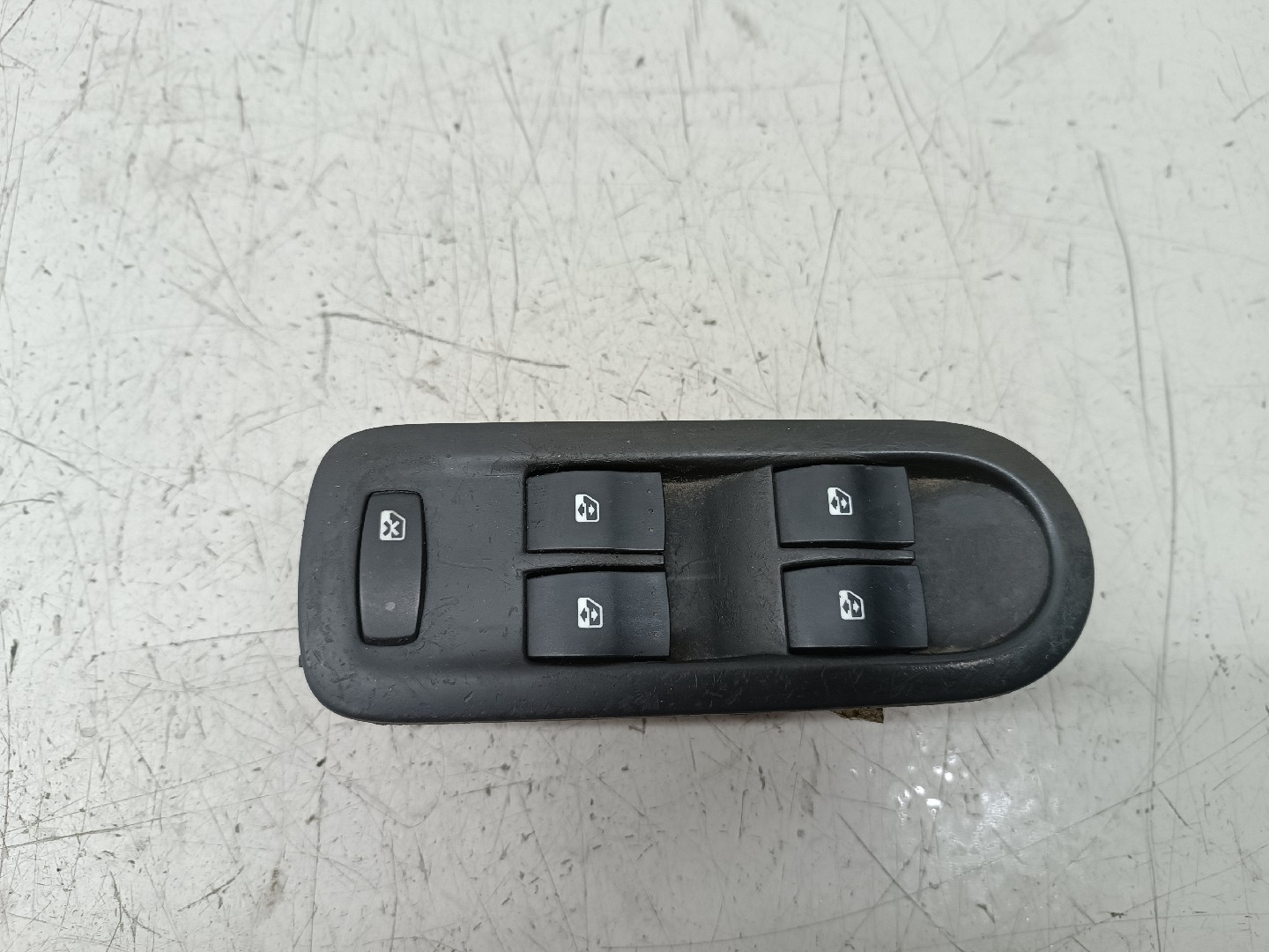 Comutador de vidro frente esquerdo RENAULT SCÉNIC II (JM0/1_) | 03 - 10