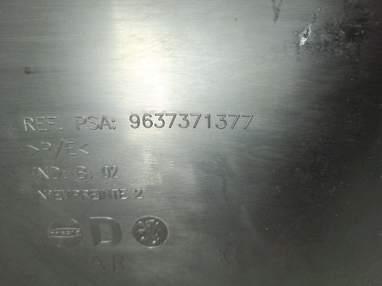 Quartela de porta trás direita PEUGEOT 307 SW (3H) | 02 - 09 Imagem-1