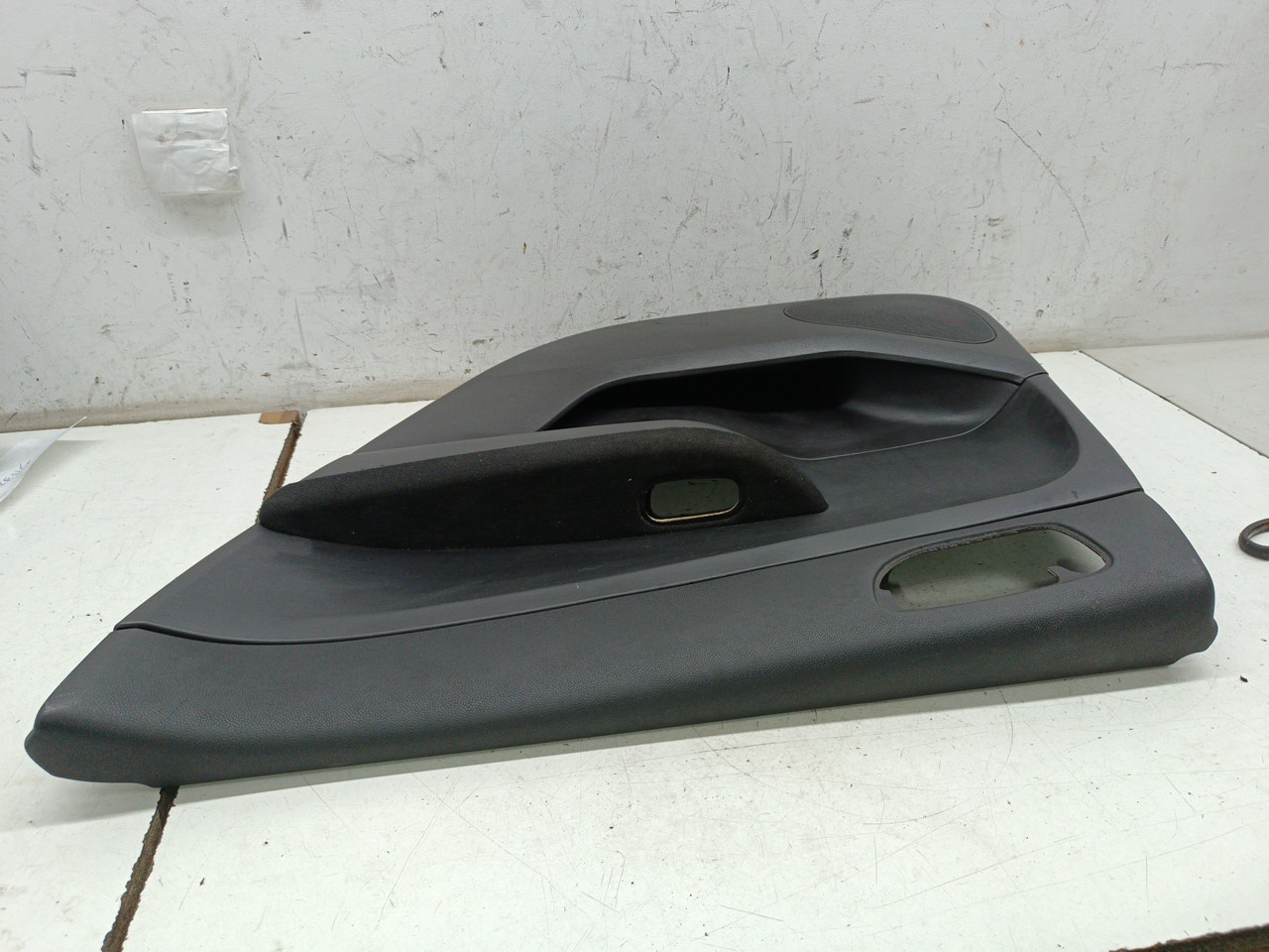 Quartela de porta trás direita PEUGEOT 307 SW (3H) | 02 - 09 Imagem-5