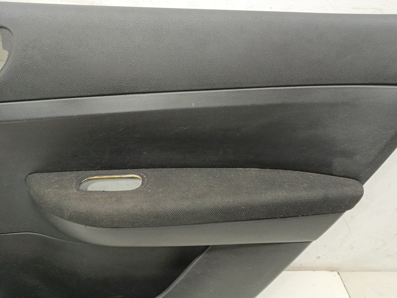 Quartela de porta trás direita PEUGEOT 307 SW (3H) | 02 - 09 Imagem-6