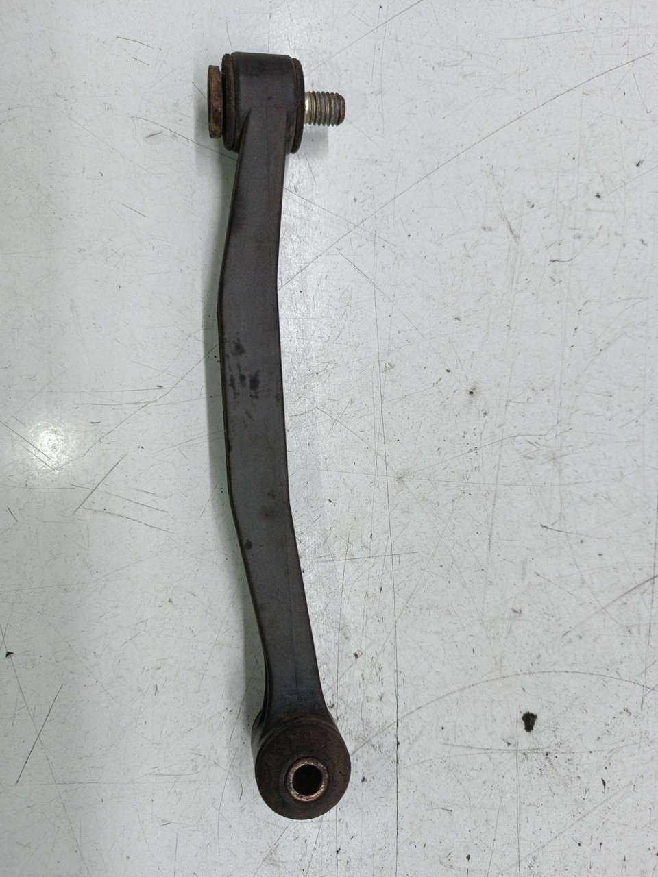 braço de suspensão inferior MERCEDES-BENZ C-CLASS (W202) | 93 - 00 Imagem-4