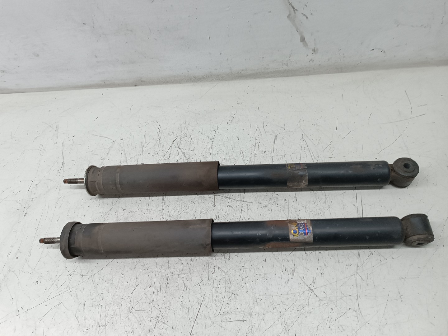 Amortecedores traseiros MERCEDES-BENZ C-CLASS (W202) | 93 - 00 Imagem-4