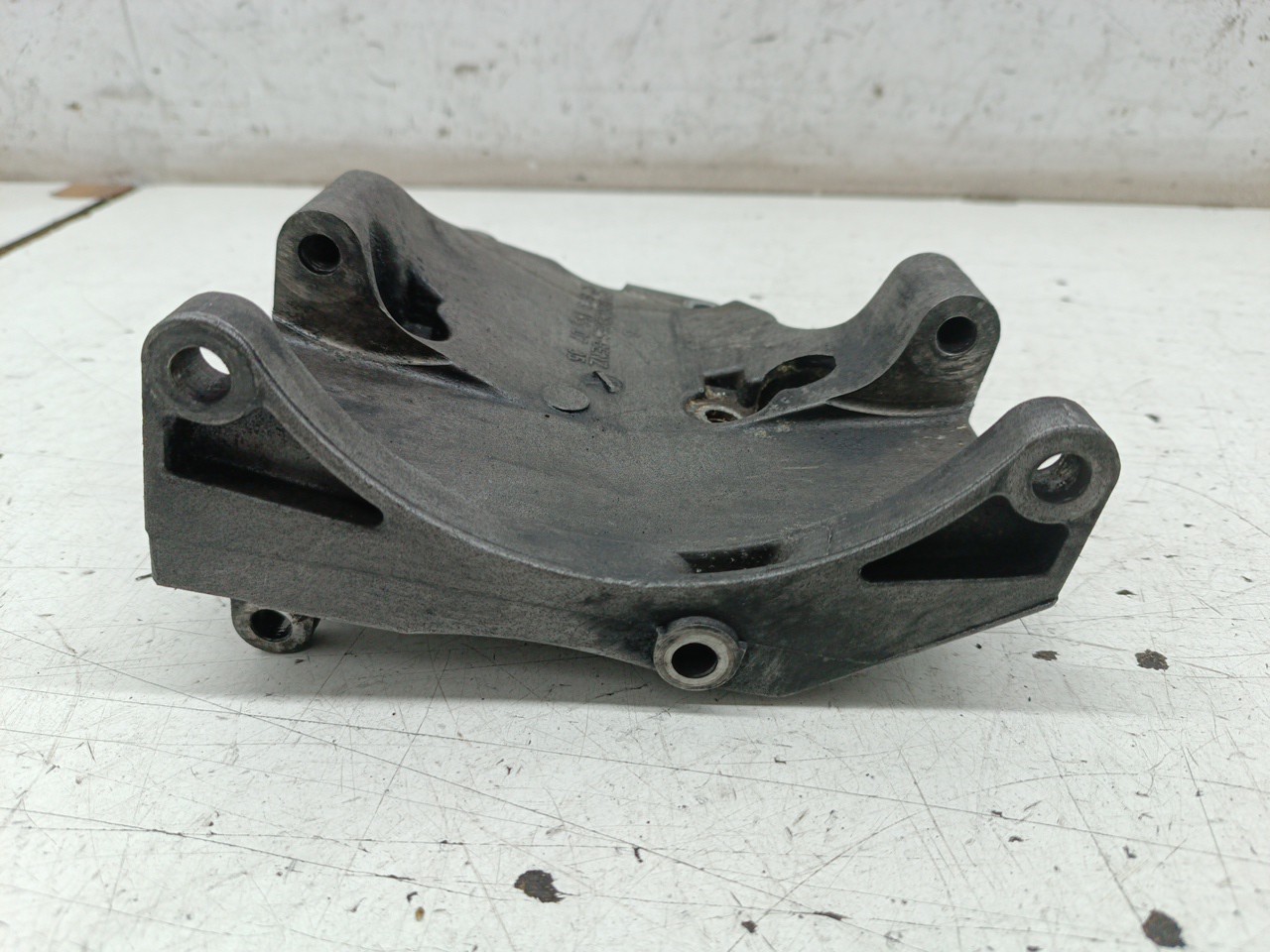 Suporte De Alternador MERCEDES-BENZ C-CLASS (W202) | 93 - 00 Imagem-3