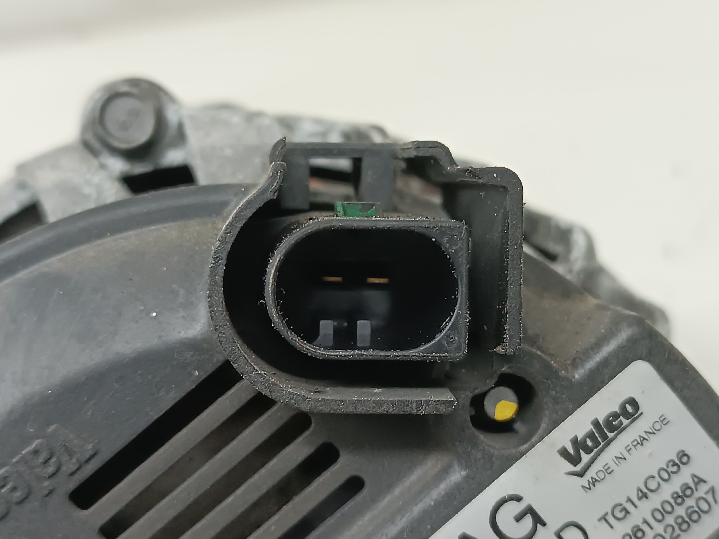 Alternador VOLKSWAGEN POLO (6R1, 6C1) | 09 -  Imagem-4