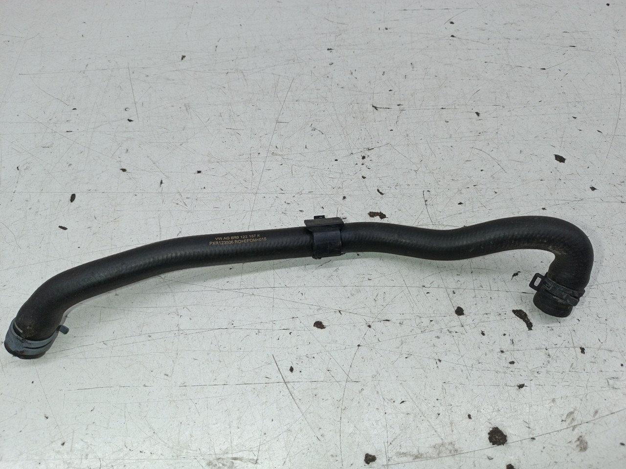 Tubo de Água VOLKSWAGEN POLO (6R1, 6C1) | 09 - 