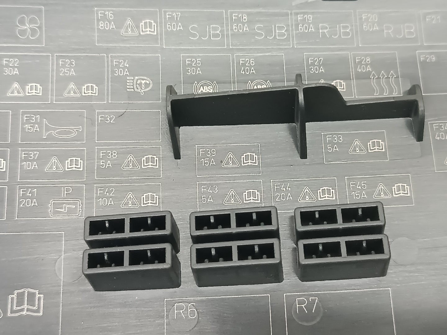 Tampa de caixa de fusiveis FORD S-MAX (WA6) | 06 - 14 Imagem-5