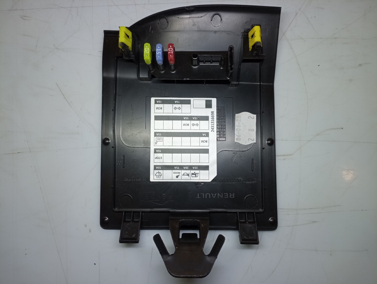 Tampa de caixa de fusiveis RENAULT KAPTUR (H5_) | 16 -  Imagem-1