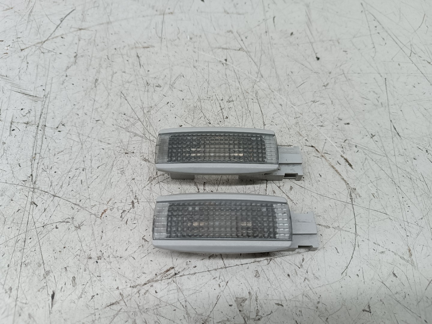 Luz de cortesia SEAT ALTEA (5P1) | 04 - 