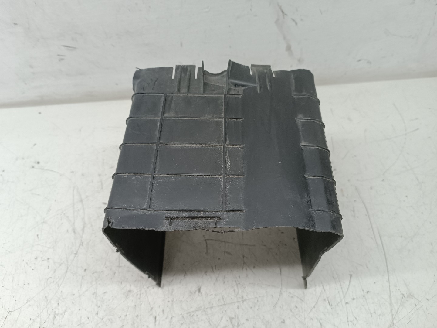 Caixa de bateria AUDI A3 (8P1) | 03 - 13 Imagem-1