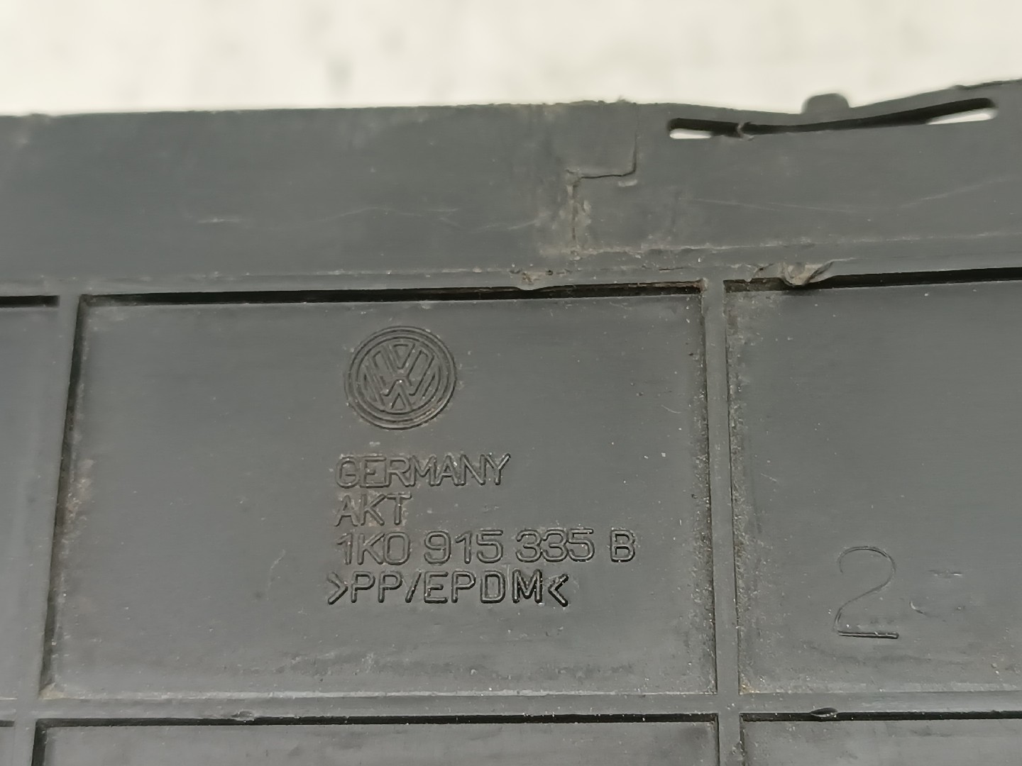 Caixa de bateria AUDI A3 (8P1) | 03 - 13 Imagem-10