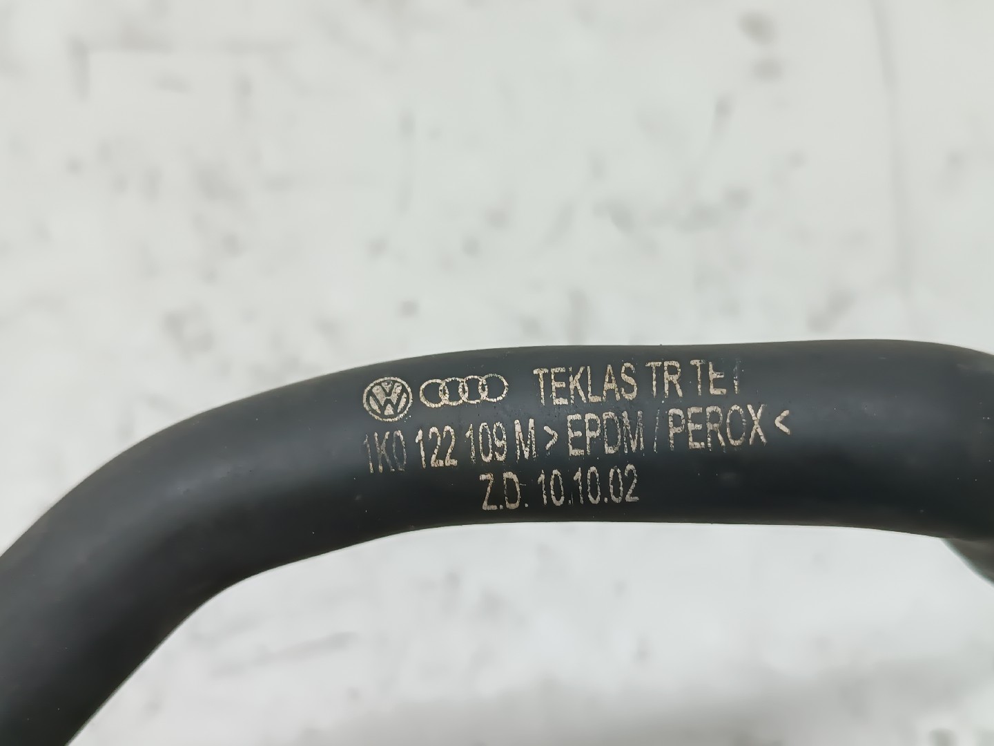 Tubo de Água AUDI A3 (8P1) | 03 - 13 Imagem-3