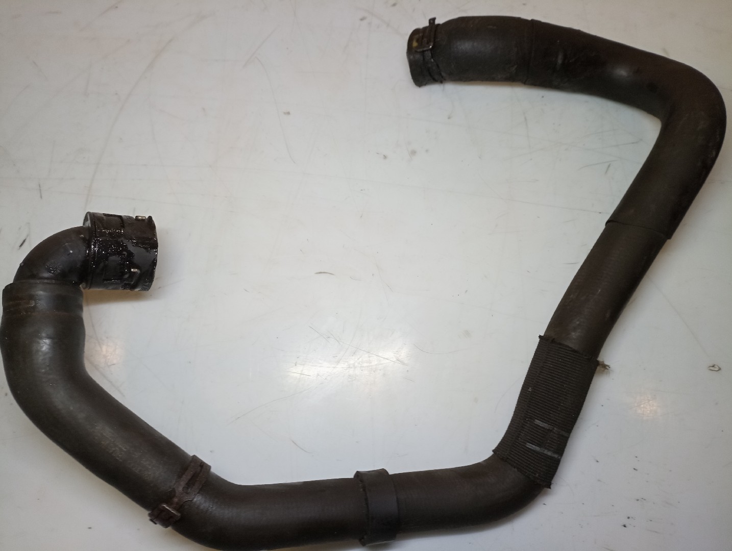 Tubo de Água AUDI A3 (8P1) | 03 - 13 Imagem-2