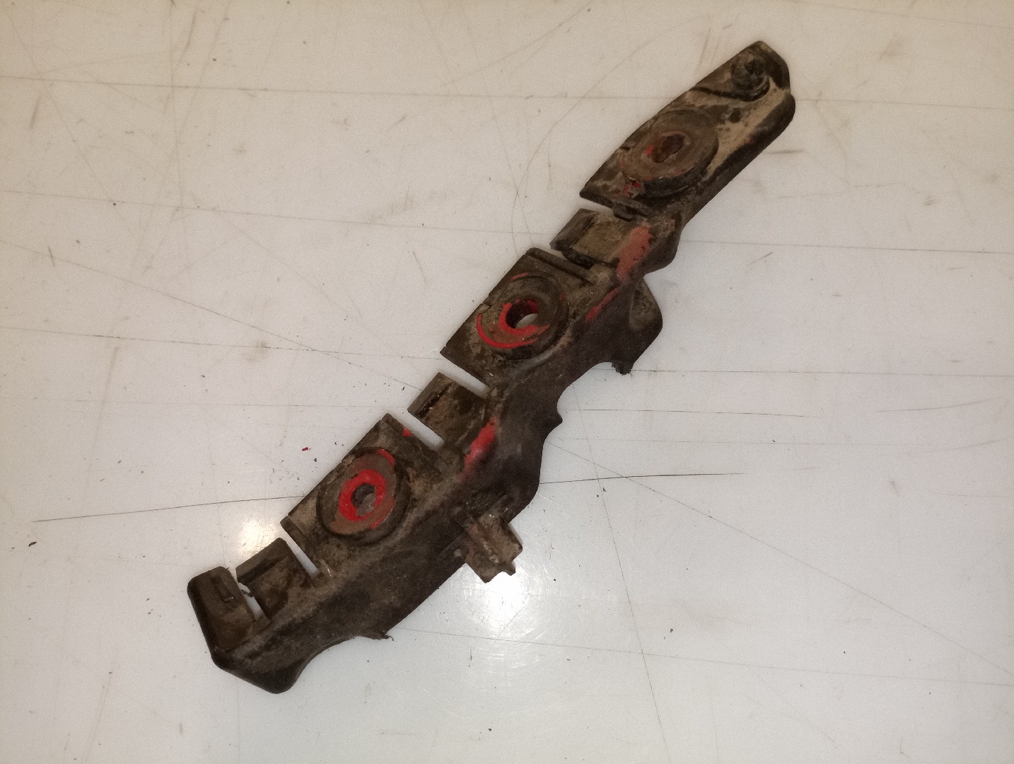 Suporte de montagem guarda lamas AUDI A3 (8P1) | 03 - 13 Imagem-4