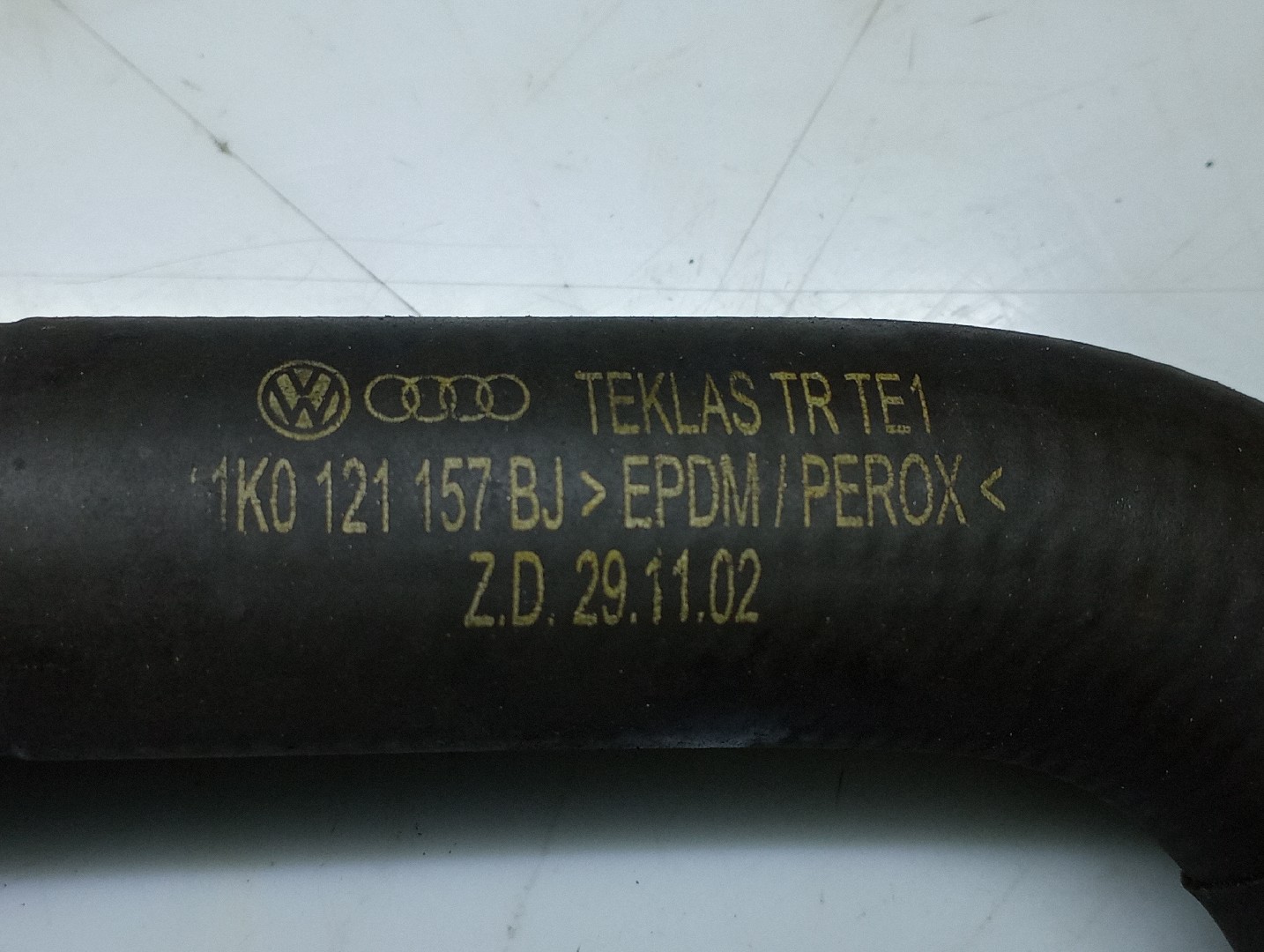 Tubo de Água AUDI A3 (8P1) | 03 - 13 Imagem-2