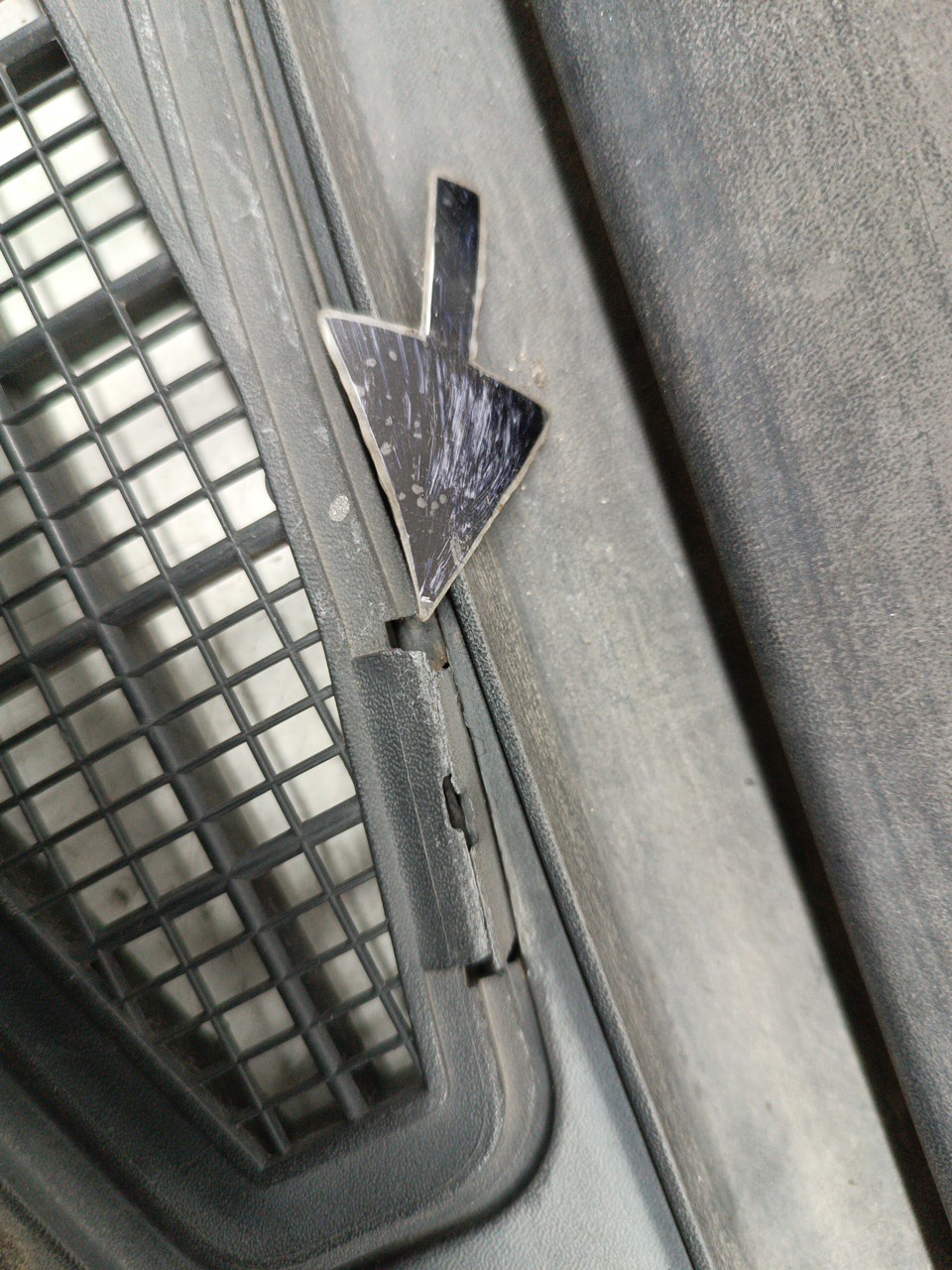 Grelha de torpedo RENAULT CLIO I (B/C57_, 5/357_) | 90 - 98 Imagem-4