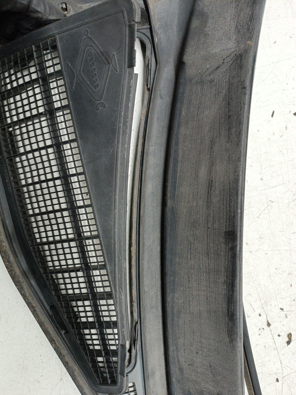 Grelha de torpedo RENAULT CLIO I (B/C57_, 5/357_) | 90 - 98 Imagem-5