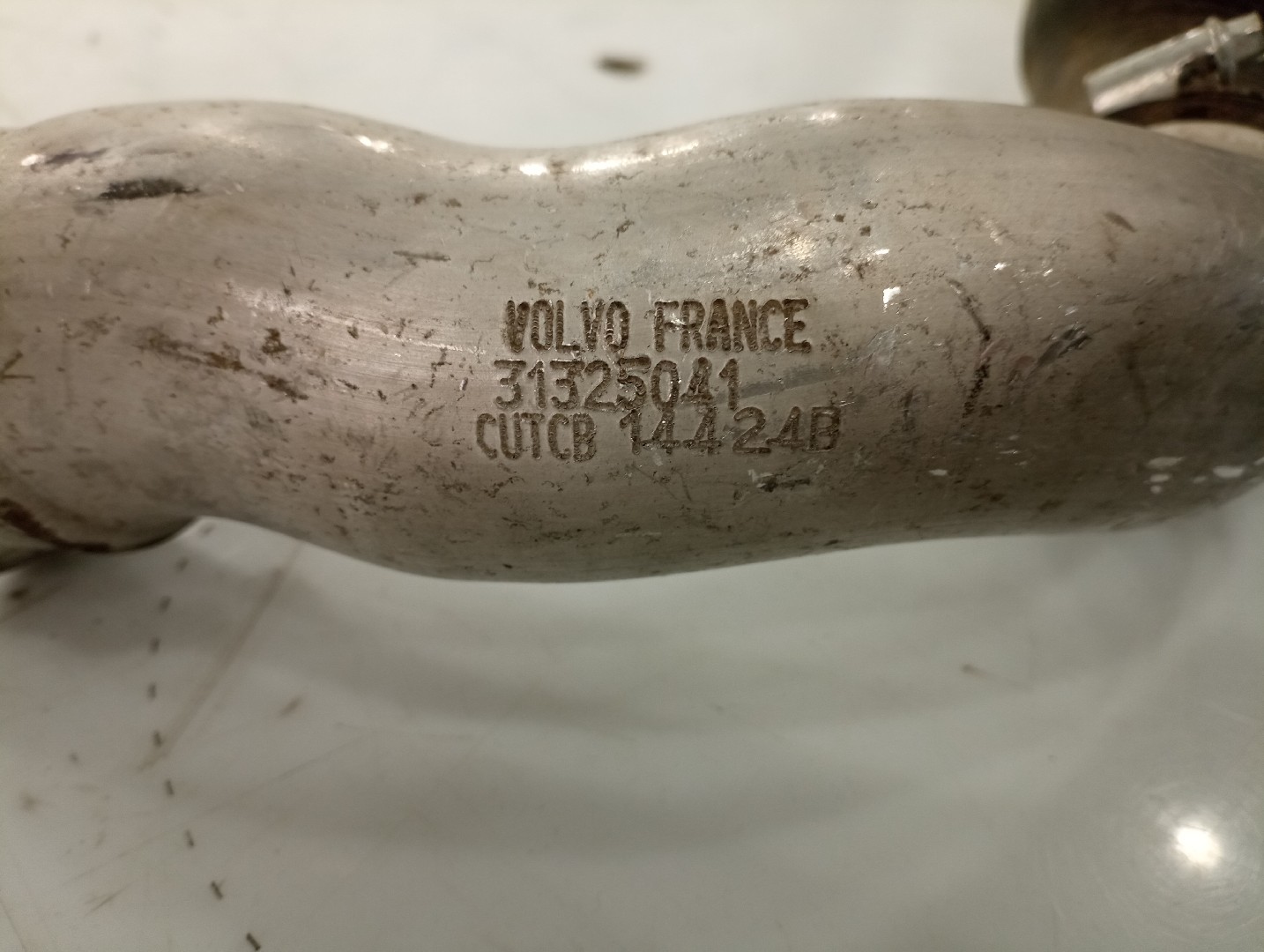 Tubagem do Intercooler VOLVO V40 Caixa/Hatchback (525, 526) | 13 - 15 Imagem-1