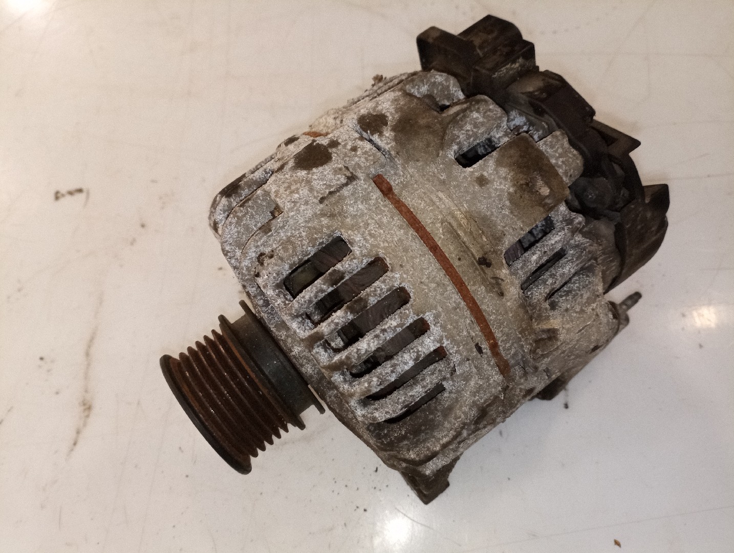 Alternador VOLKSWAGEN POLO (6N1) | 94 - 99 Imagem-1