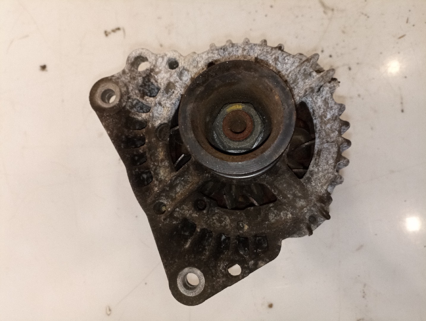 Alternador VOLKSWAGEN POLO (6N1) | 94 - 99 Imagem-2