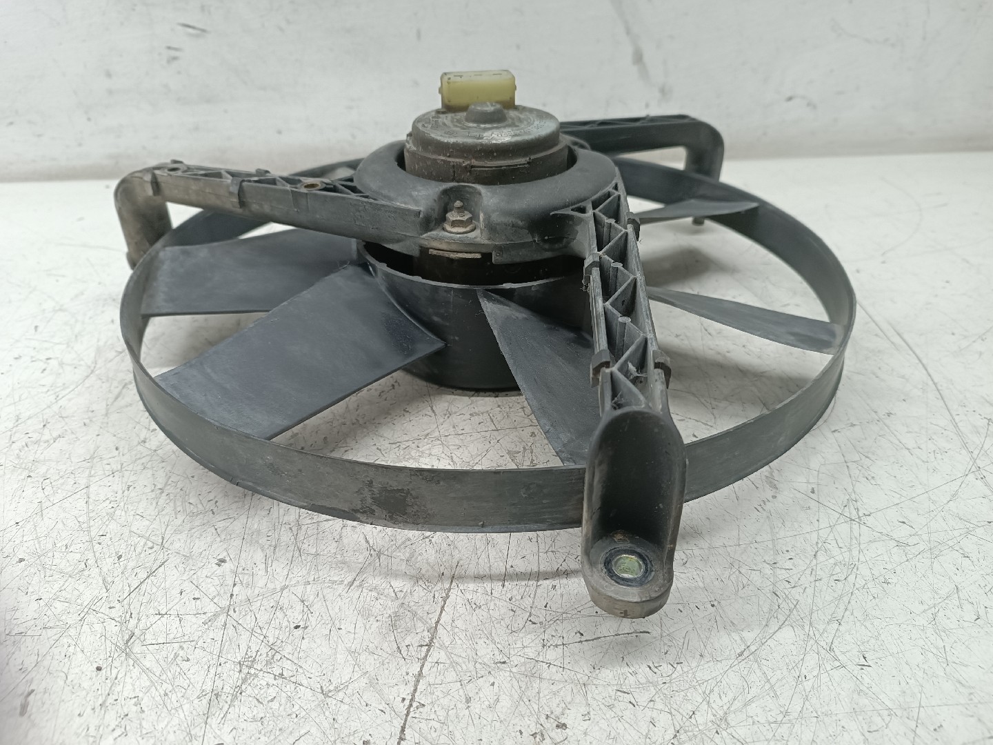Termo ventilador VOLKSWAGEN POLO (6N1) | 94 - 99 Imagem-3