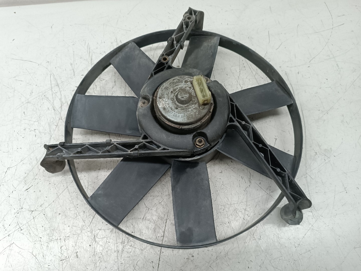 Termo ventilador VOLKSWAGEN POLO (6N1) | 94 - 99 Imagem-5