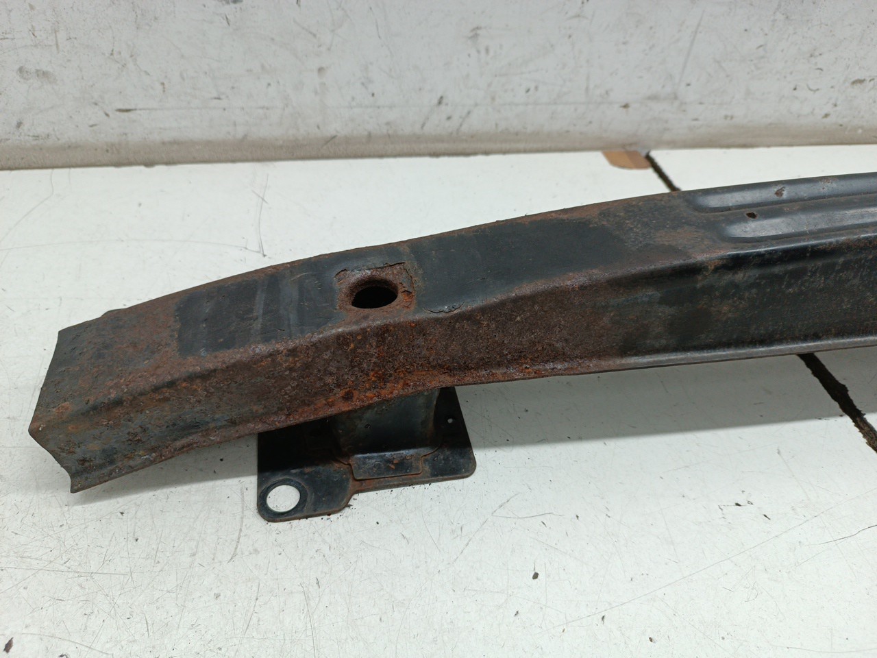 Reforço do para-choques Frente VOLKSWAGEN POLO (6N2) | 99 - 01 Imagem-1