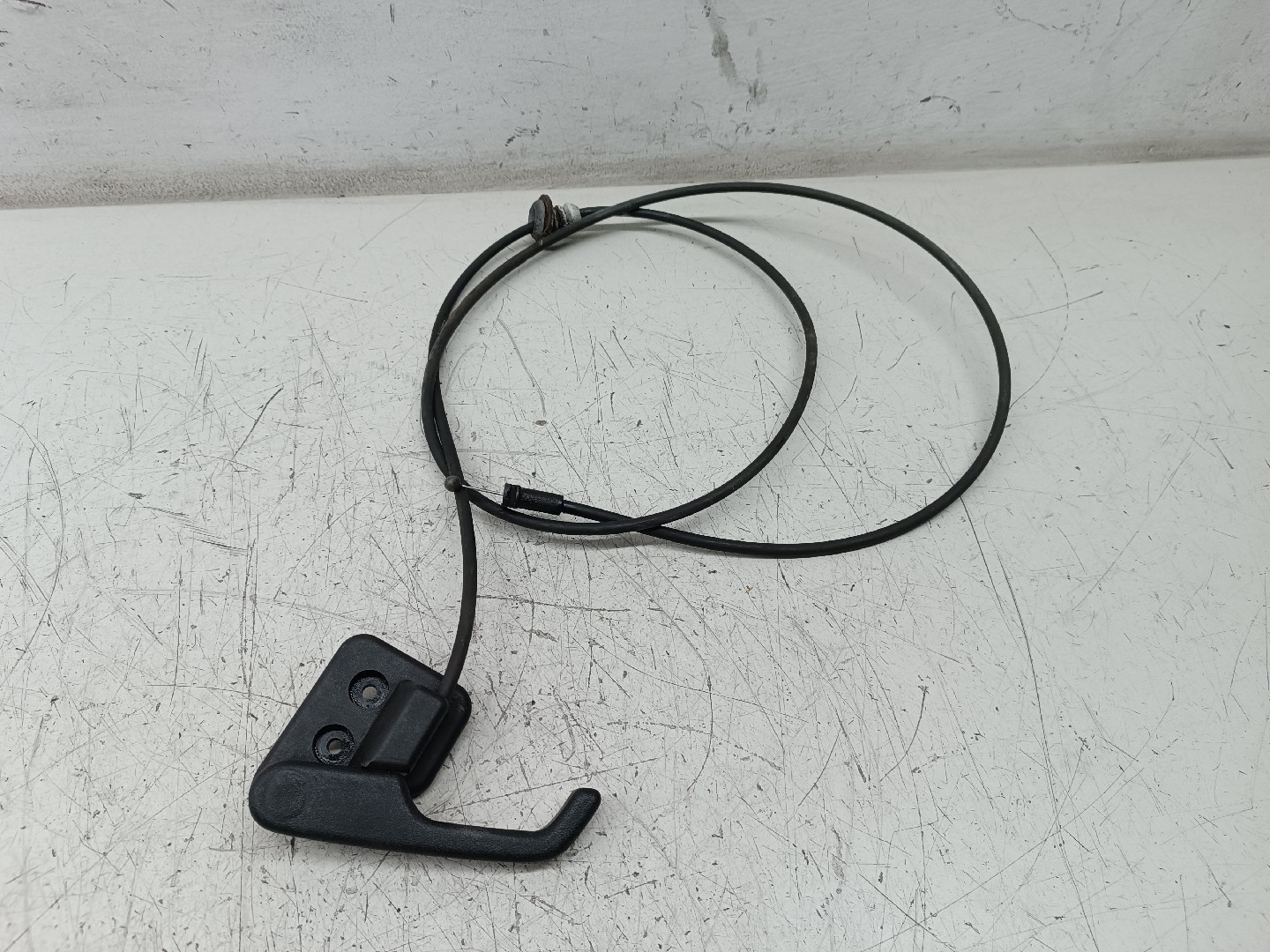 Alavanca de abertura de capô VOLKSWAGEN POLO (6N2) | 99 - 01