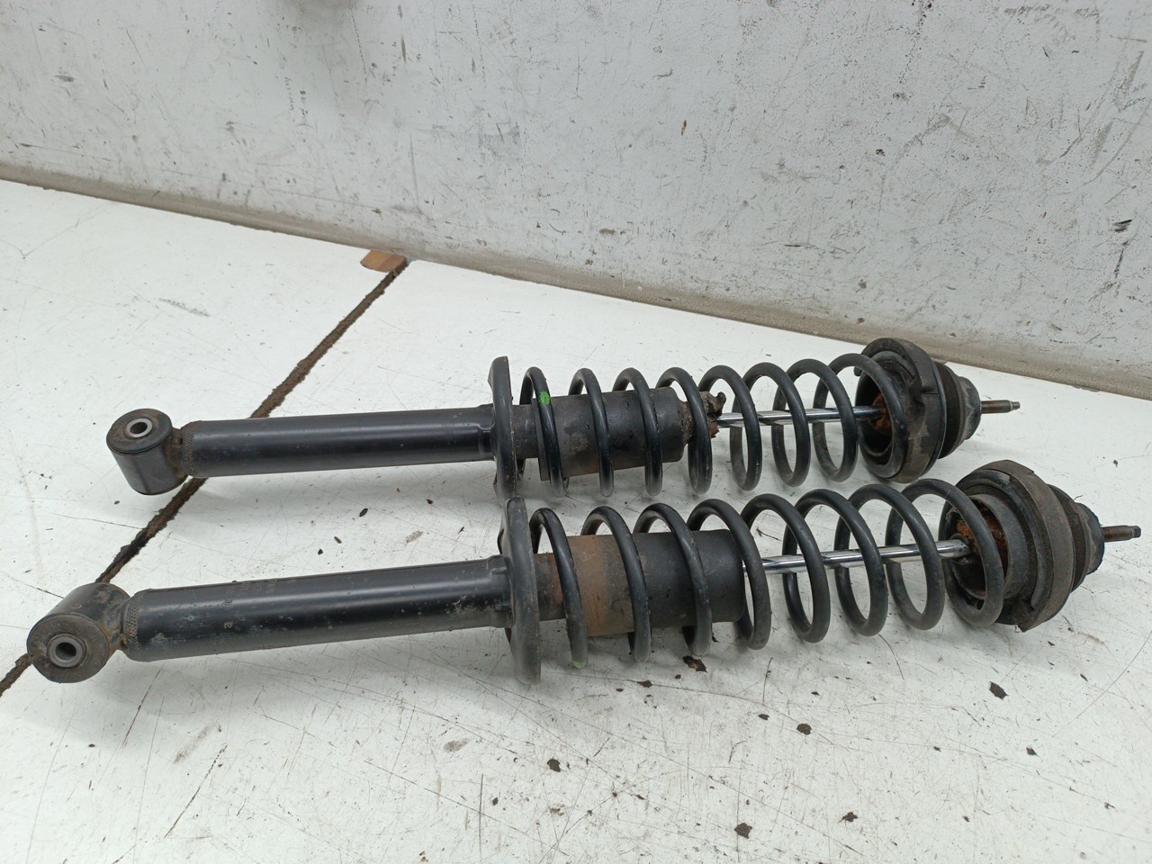 Amortecedores traseiros VOLKSWAGEN POLO (6N2) | 99 - 01 Imagem-4