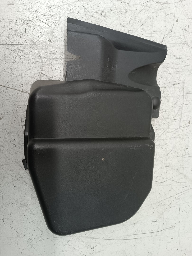 Acabamento de motor BMW 1 (E87) | 03 - 13