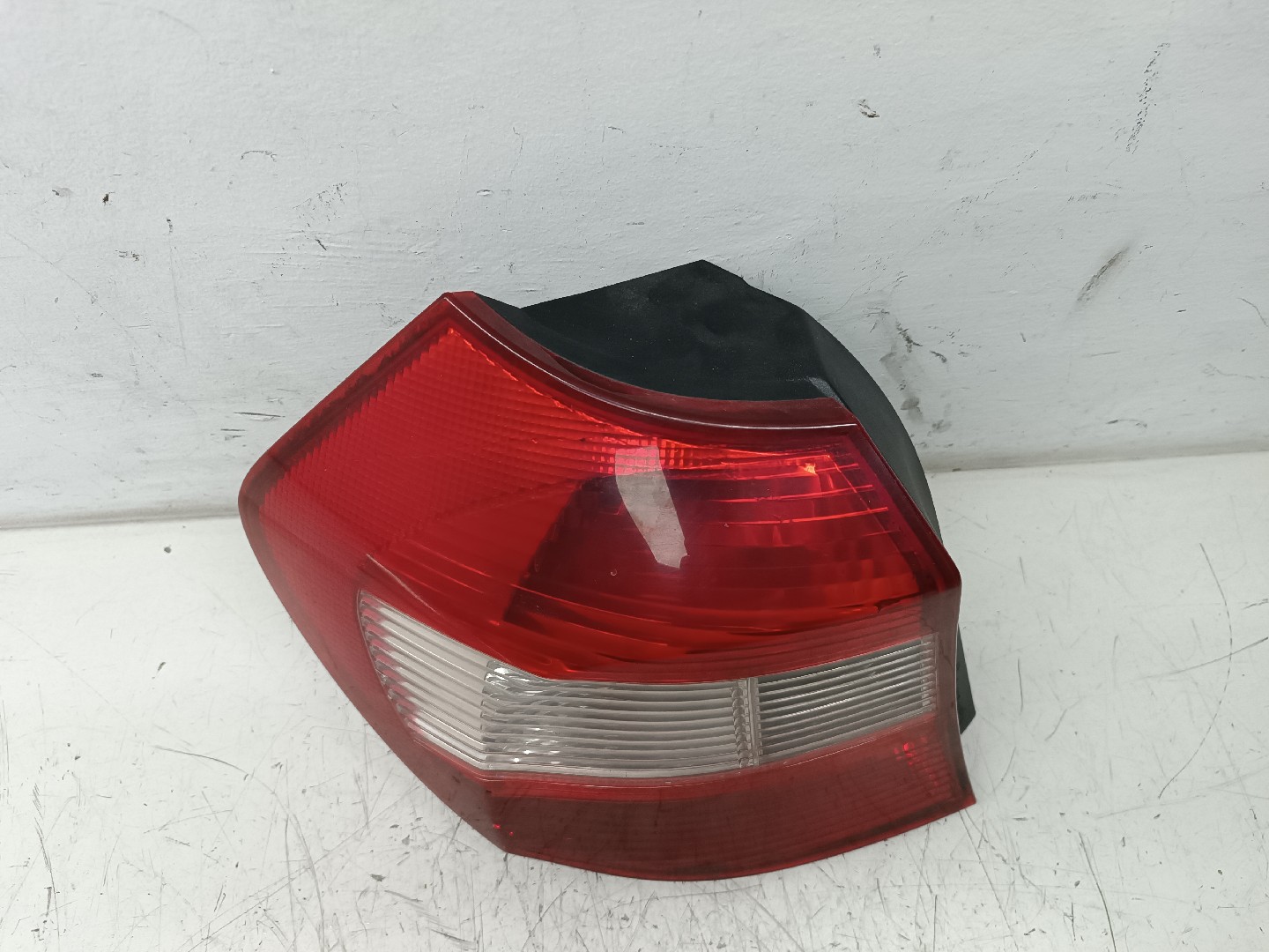 Farolim Stop Esquerdo BMW 1 (E87) | 03 - 13 Imagem-1